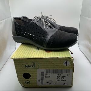 Women's Naot Lalo Color: Black Velvet Nubuck-Jet Black-Tin Gray 37US6NWB 3115